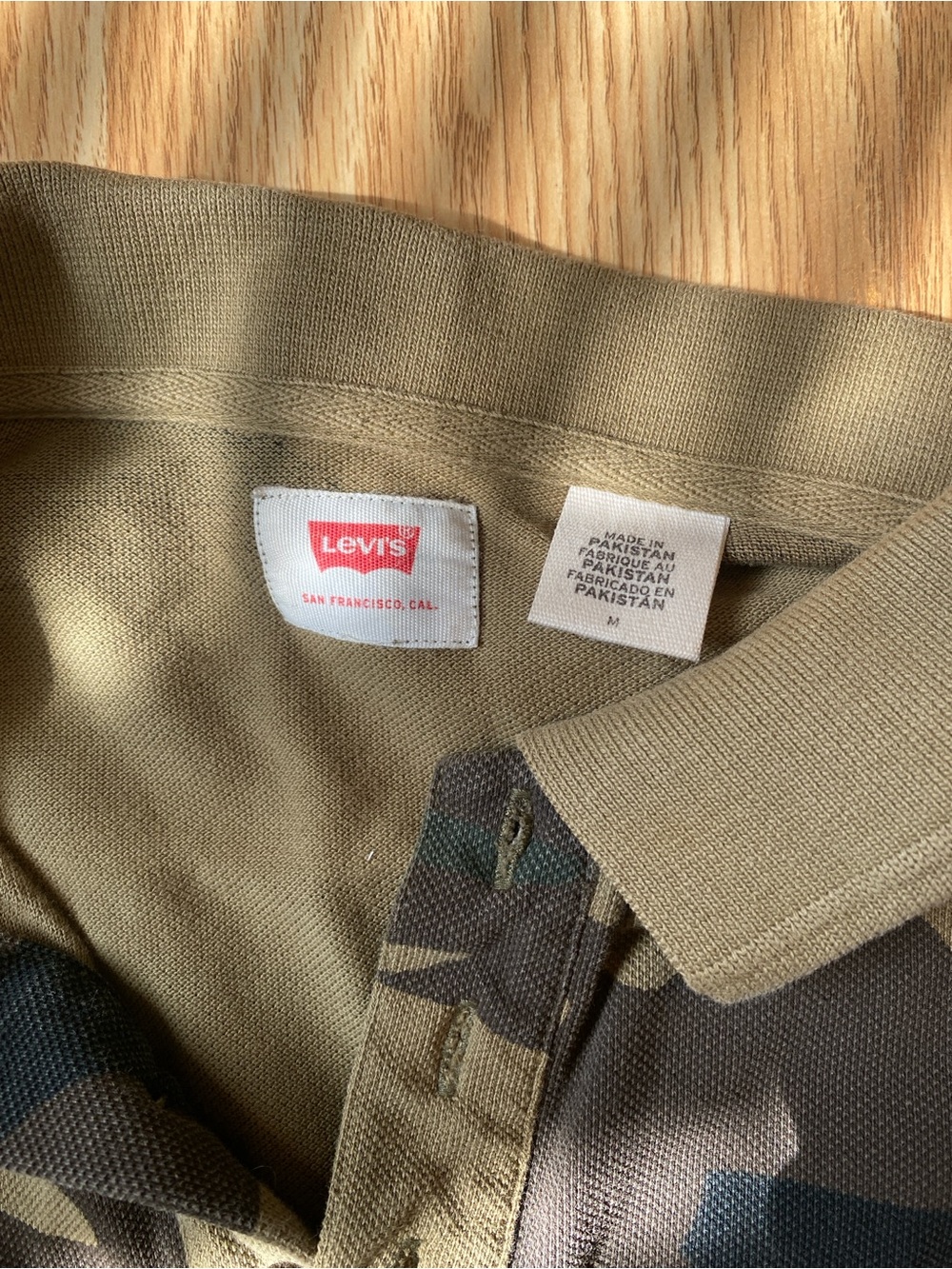 Y2K Levi's Camo Polo Men's M - Picture 4 of 7